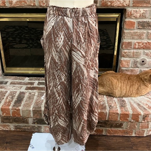Democracy brown and cream printed drawstring pants / 0 / Excellent condition - Picture 5 of 16